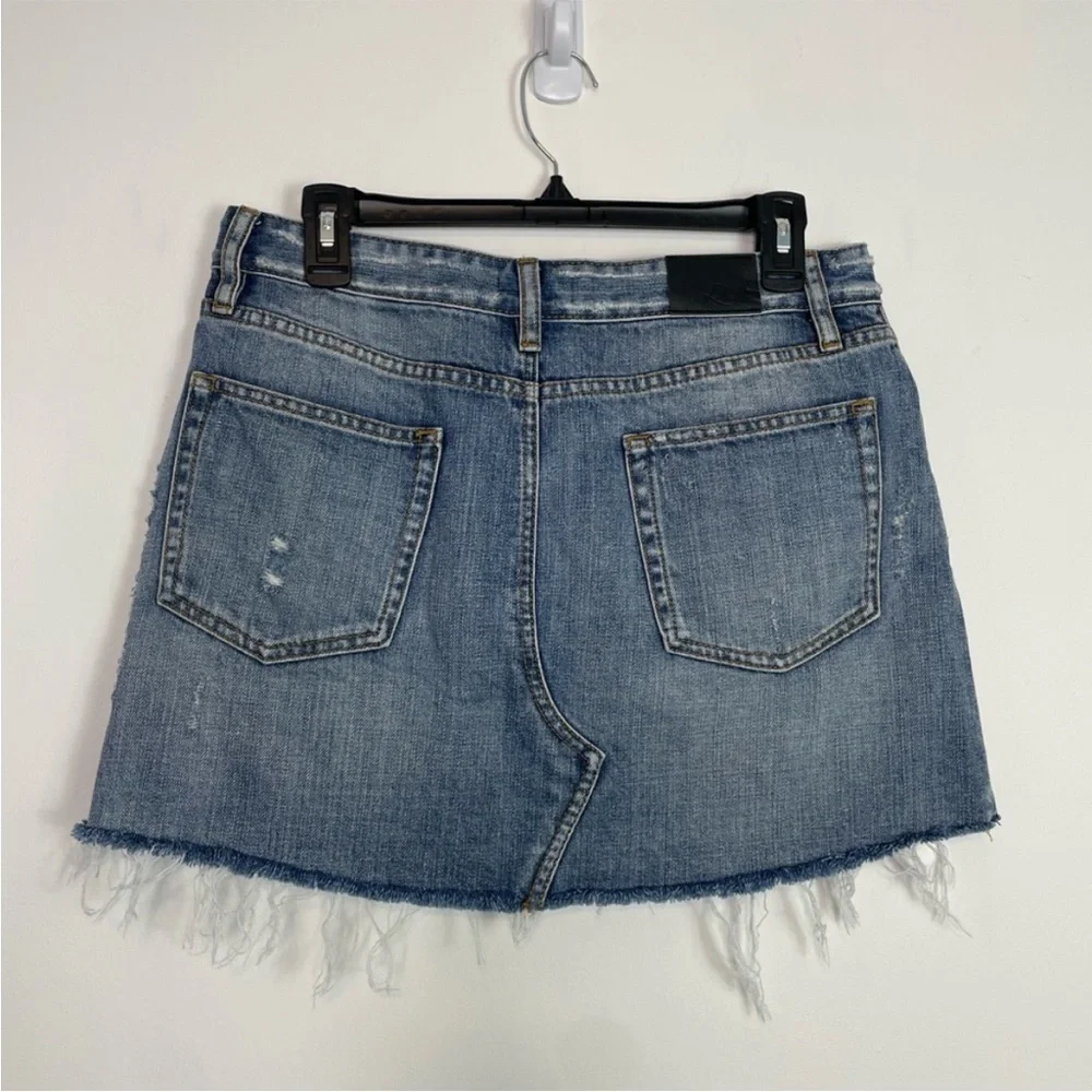 Rails Wynonna Medium Vintage All Over Studded Distressed Jean Mini Skirt. SZ 29